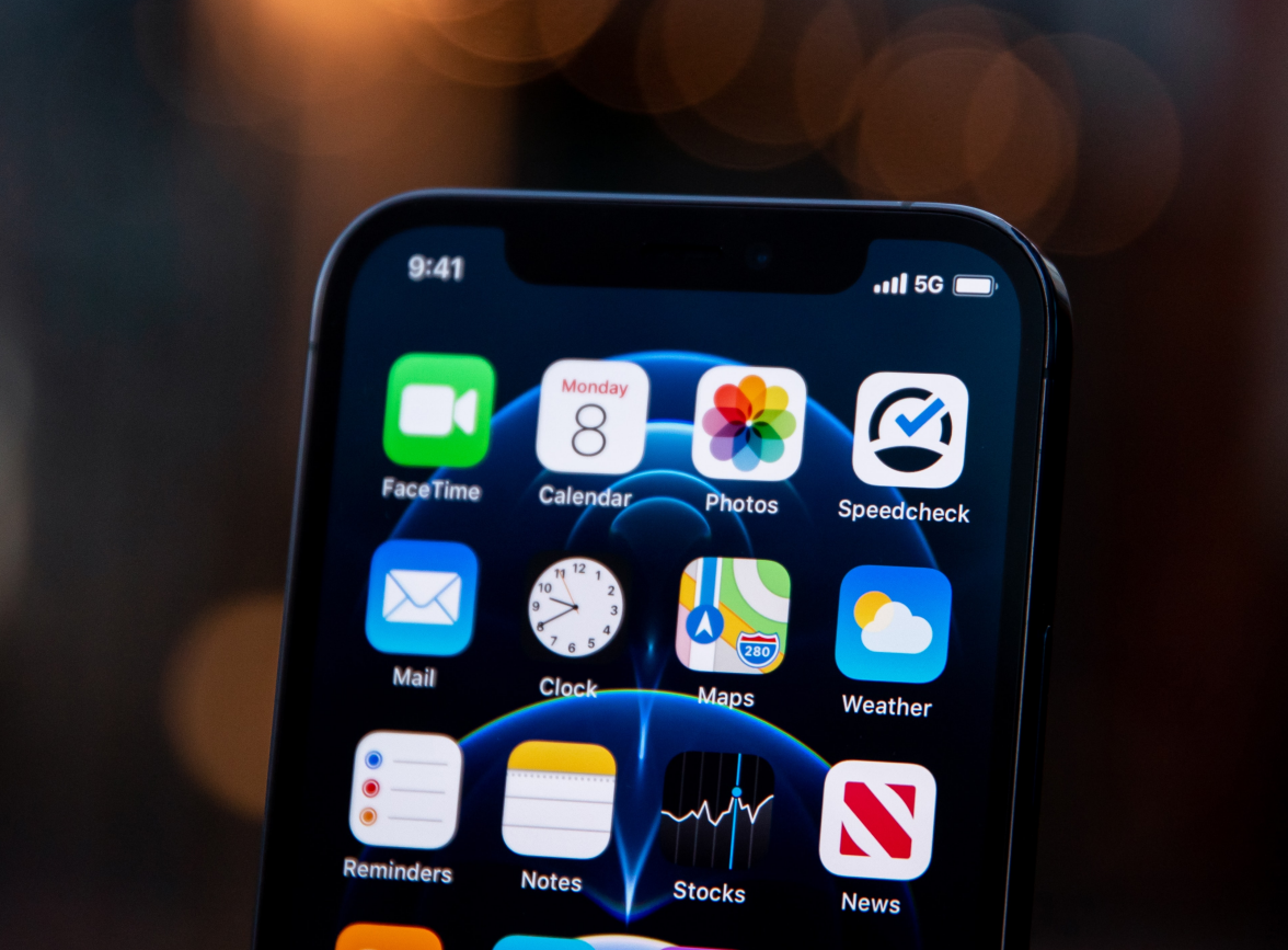 枞阳苹果手机维修分享为什么 iPhone 12 在冬季会自动关机 